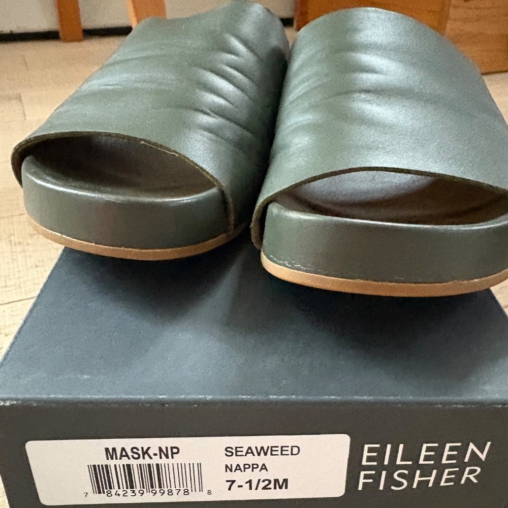 Eileen Fisher Olive Green Leather Slide Sandals - Picture 6 of 7